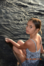 Load image into Gallery viewer, Keiki Romper Pupuhinuhinu

