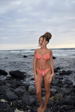 Load image into Gallery viewer, Koloa Bottom

