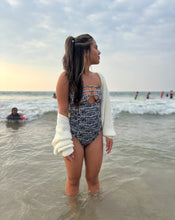 Load image into Gallery viewer, Solid Black Mehana RTS
