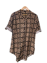 Load image into Gallery viewer, Mei Sale | Camo Puakenikeni Oversized Shirt
